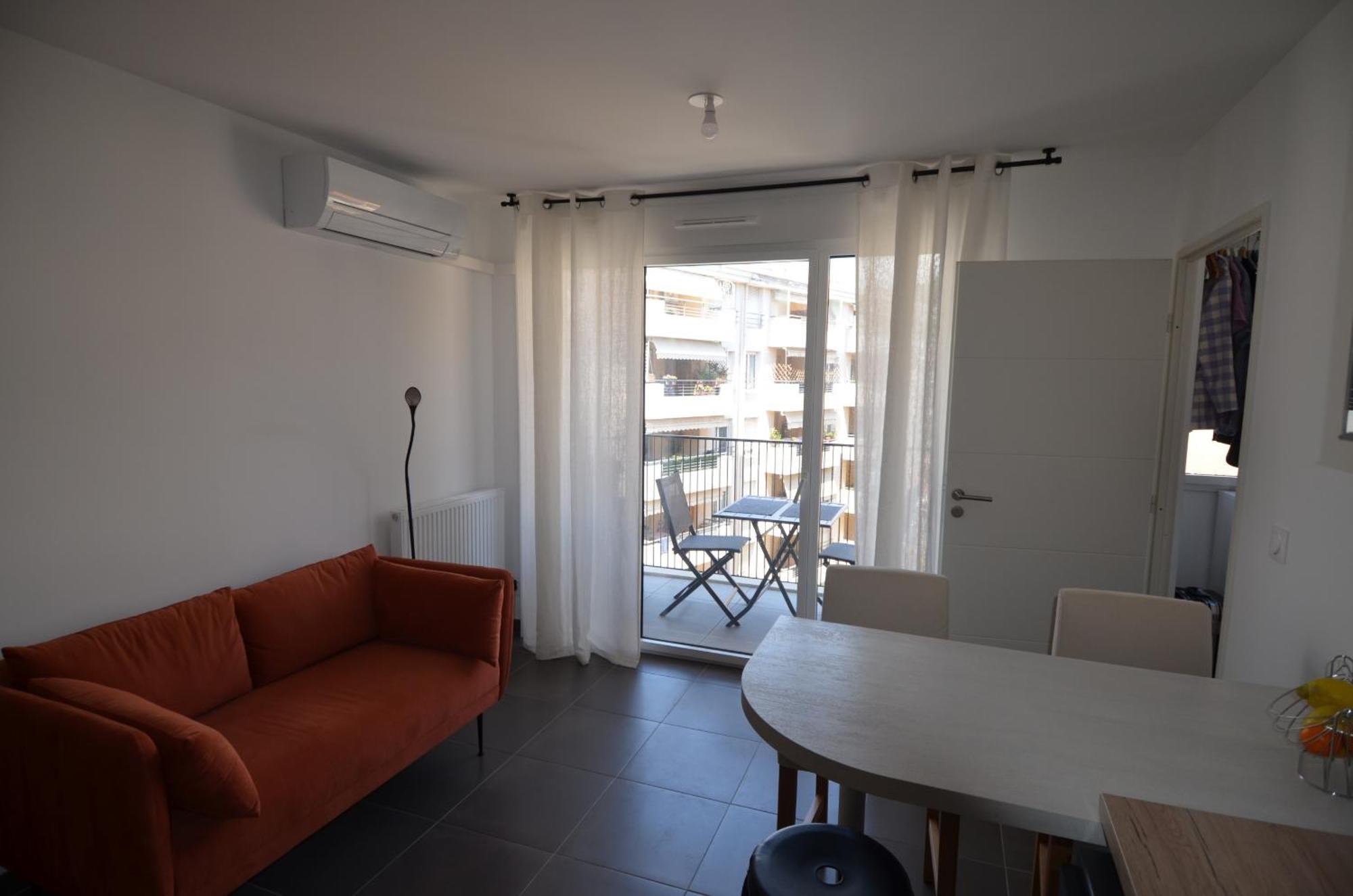 Villa Smolett - Appartement Cosy Au Coeur Du Quartier Du Port Nizza Exterior foto
